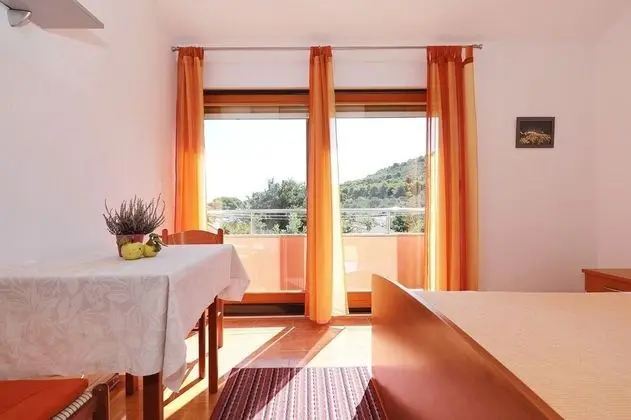 Stüdyo (Buga - close to the beach & comfortab)