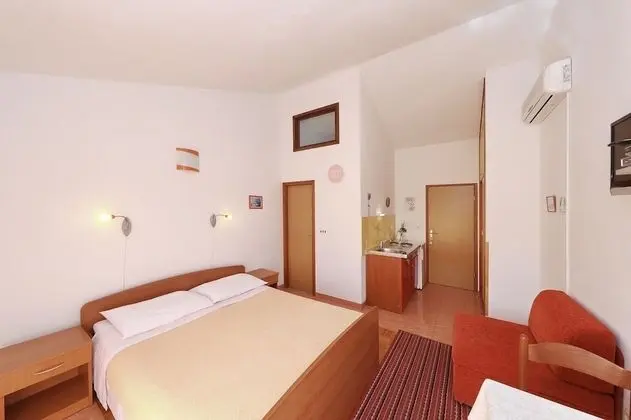 Stüdyo (Buga - close to the beach & comfortab)