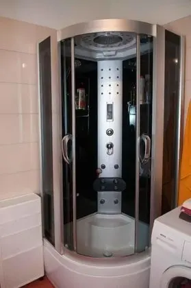 Family Oda, Ortak Banyo