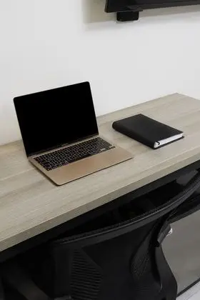 Deluxe Tek Büyük Yataklı Oda, 2 Çift Kişilik Yatak, Engellilere Uygun, Havuz Manzaralı
