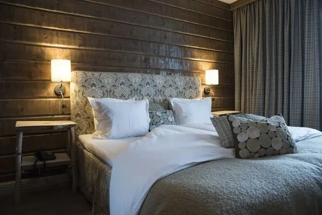 İki Ayrı Yataklı Oda (Third person sleeps in extra bed)