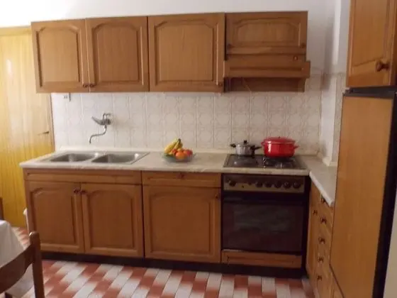 Ev (Bugi - free parking - H(8+2))