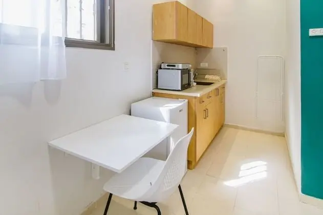 Studio with Kitchen