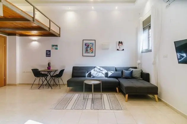 Two connected Studios with Kitchens and Galleries