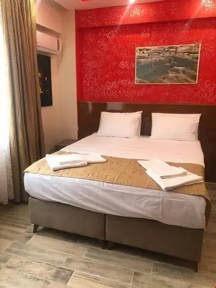Balayı Suit