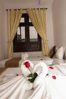 Üç Kişilik Oda