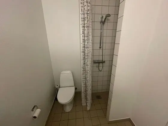 Basic Tek Büyük Yataklı Oda