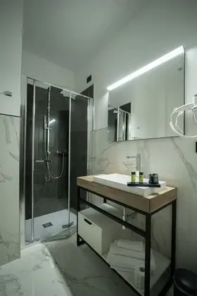 Standard Büyük Yataklı Tek Kişilik Oda