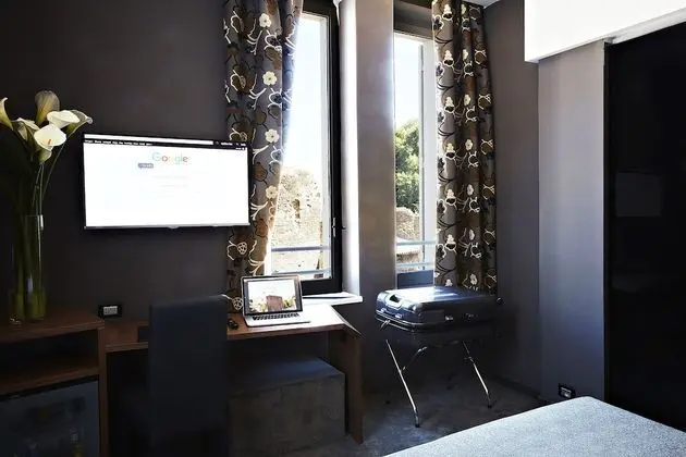 Classic Üç Kişilik Oda