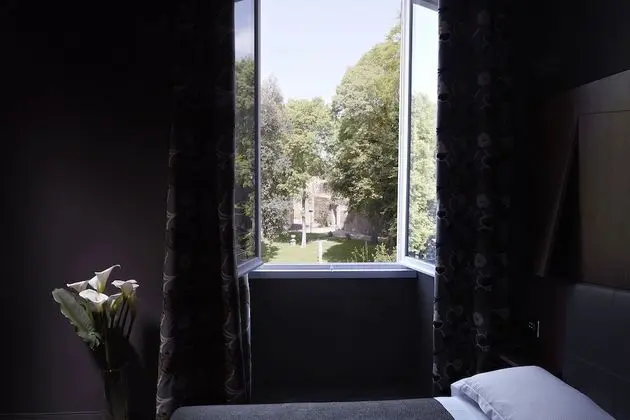 Classic Üç Kişilik Oda