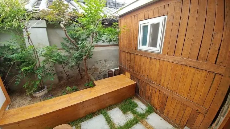 Üç Kişilik Oda