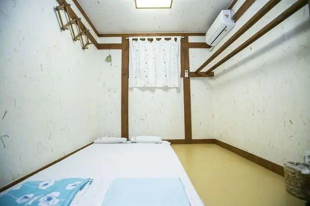 Traditional Tek Büyük Yataklı Oda, Ortak Banyo