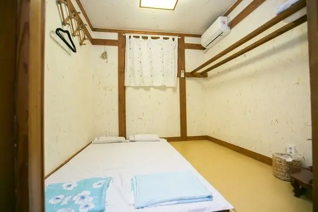 Traditional Tek Büyük Yataklı Oda, Ortak Banyo