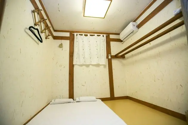 Traditional Tek Büyük Yataklı Oda, Ortak Banyo