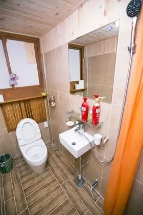 Traditional Tek Büyük Yataklı Oda, Ortak Banyo