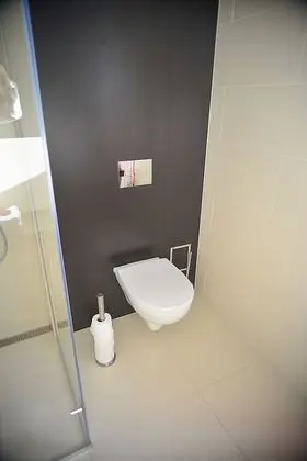 Exclusive Tek Büyük veya İki Ayrı Yataklı Oda, Balkon