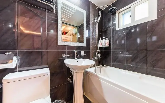 Oda (Standard Room (Bathtub OTT))