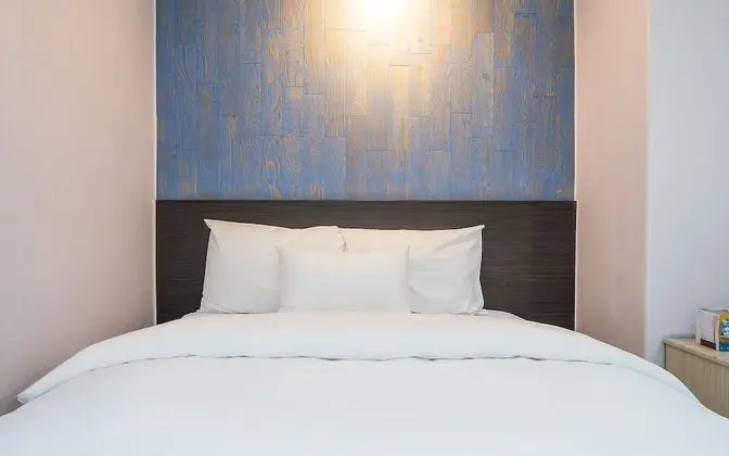 Oda (Standard (You can watch Netflix you c)