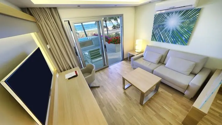 Süit, Teras, Deniz Manzaralı