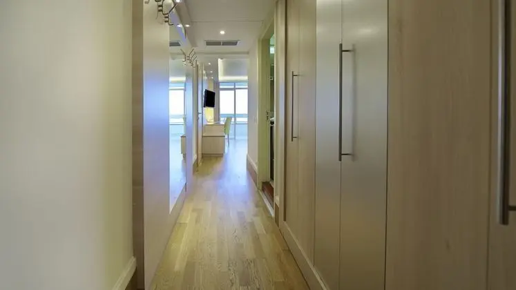 Tek Büyük Yataklı Oda, Balkon, Deniz Manzaralı