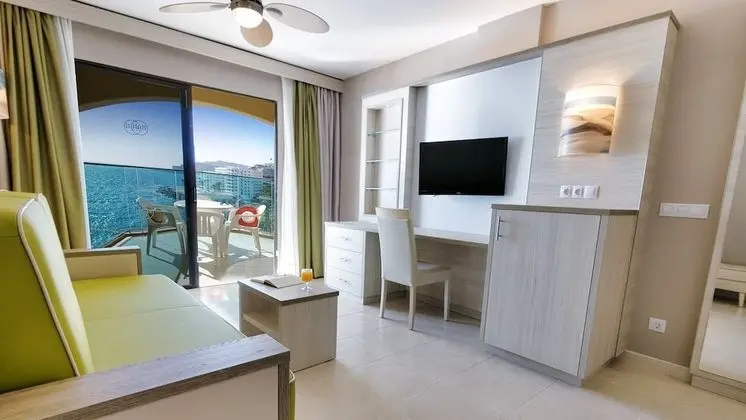 Tek Büyük Yataklı Oda, Kule (3 Adults)