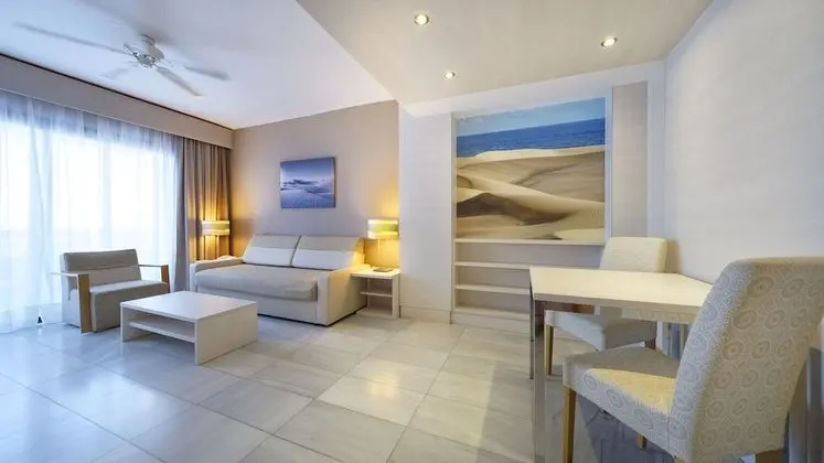 Tek Büyük Yataklı Oda (3 Adults)