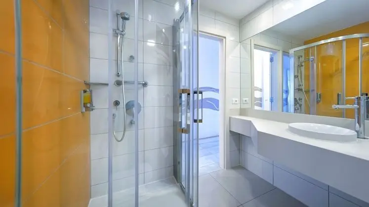 Tek Büyük Yataklı Oda (3 Adults)