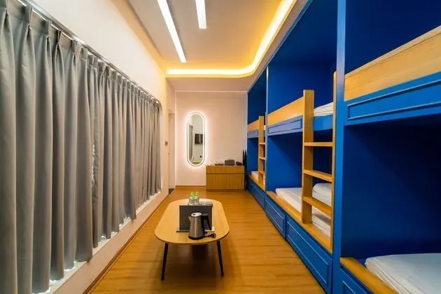 Signature Ortak Ranzalı Oda, Karma Ranzalı Oda, Dağ Manzaralı, Dağ Yamacı