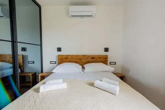 Panoramic Apartment 10