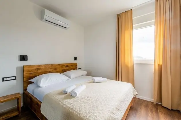 Panoramic Apartment 10