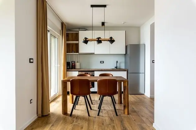 Panoramic Apartment 10