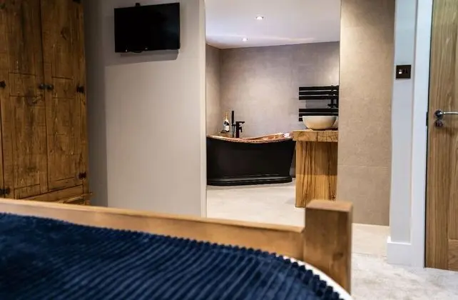 Deluxe Tek Büyük Yataklı Oda, Banyolu/Duşlu (and Copper Bath )