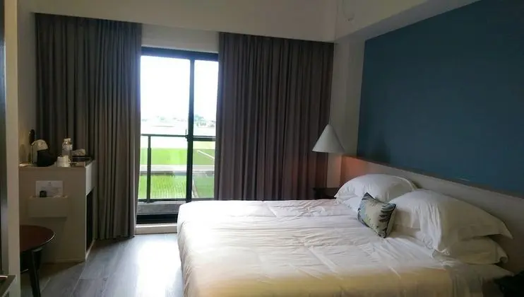 Comfort Tek Büyük Yataklı Oda