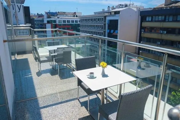 Junior Tek Büyük Yataklı Oda, Balkon, Deniz Manzaralı