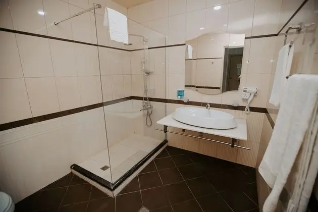 Luxury Oda, 1 En Büyük (King) Boy Yatak, Küvet