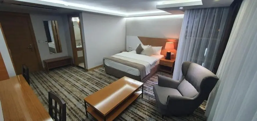 Suite, Şehir Manzaralı