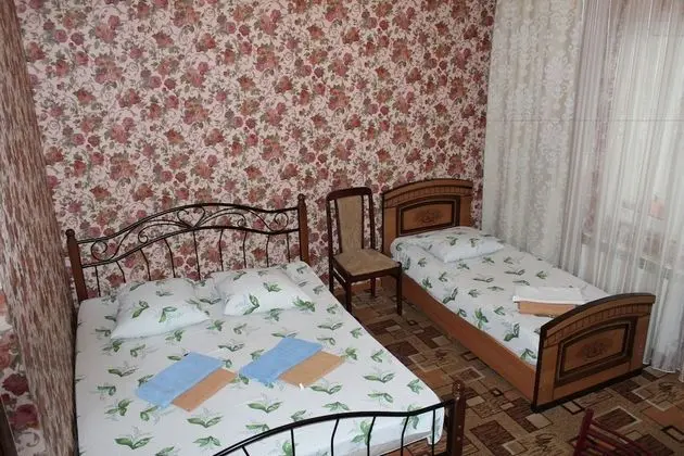 Üç Kişilik Oda, Balkon