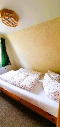 Büyük Yataklı Tek Kişilik Oda