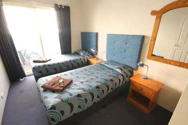 Standard Apart Daire, 2 Yatak Odası, Sigara İçilmez, Küçük Mutfak (SC Apartment)