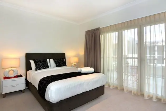 Apart Daire, 2 Yatak Odası (1 Bathroom-Balcony OR Courtyard-NoSea)