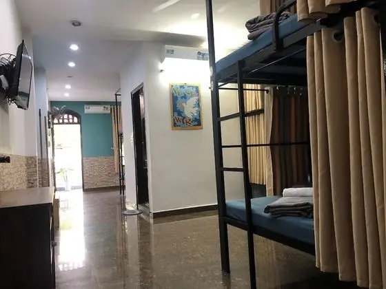 Standard Ortak Ranzalı Oda, Karma Ranzalı Oda, Sigara İçilmez, Şehir Manzaralı