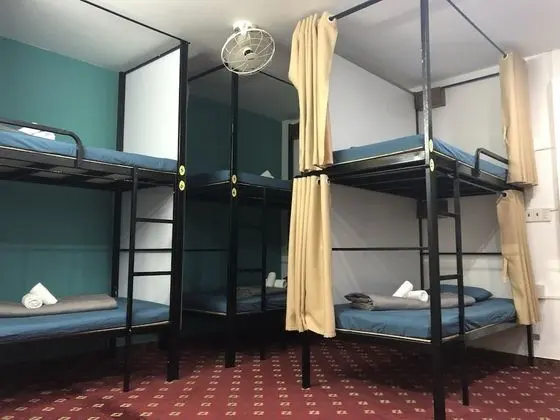 Standard Ortak Ranzalı Oda, Karma Ranzalı Oda, Sigara İçilmez, Şehir Manzaralı