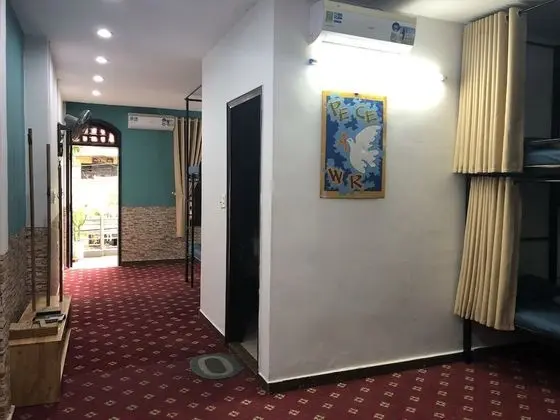 Standard Ortak Ranzalı Oda, Karma Ranzalı Oda, Sigara İçilmez, Şehir Manzaralı