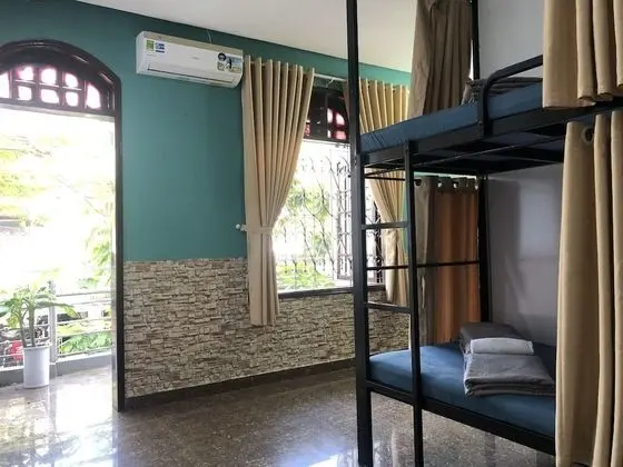 Standard Ortak Ranzalı Oda, Karma Ranzalı Oda, Sigara İçilmez, Şehir Manzaralı