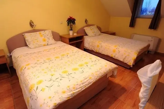 İki Ayrı Yataklı Oda