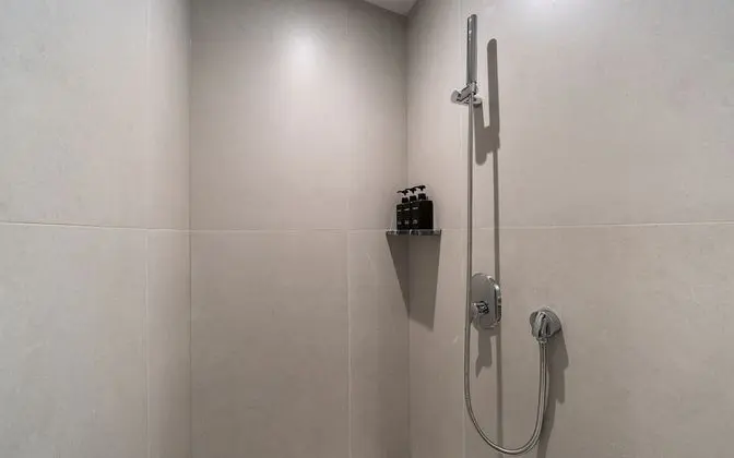 Oda (Royal Suite (Dry Sauna Whirlpool Bath)