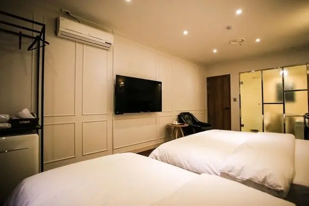 Oda (Special Twin Room (Netflix Available/)