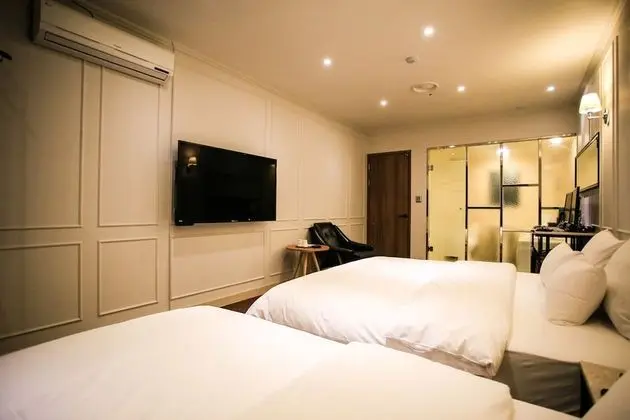 Oda (Special Twin Room (Netflix Available/)