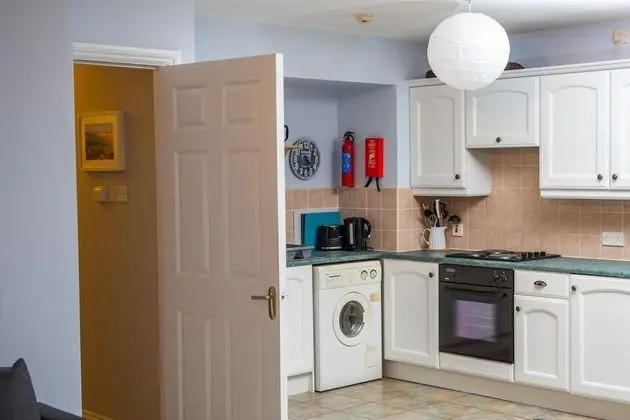 Beautiful and Spacious 2 Bedroom Beach View Apartment