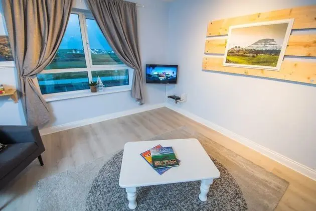 Beautiful and Spacious 2 Bedroom Beach View Apartment